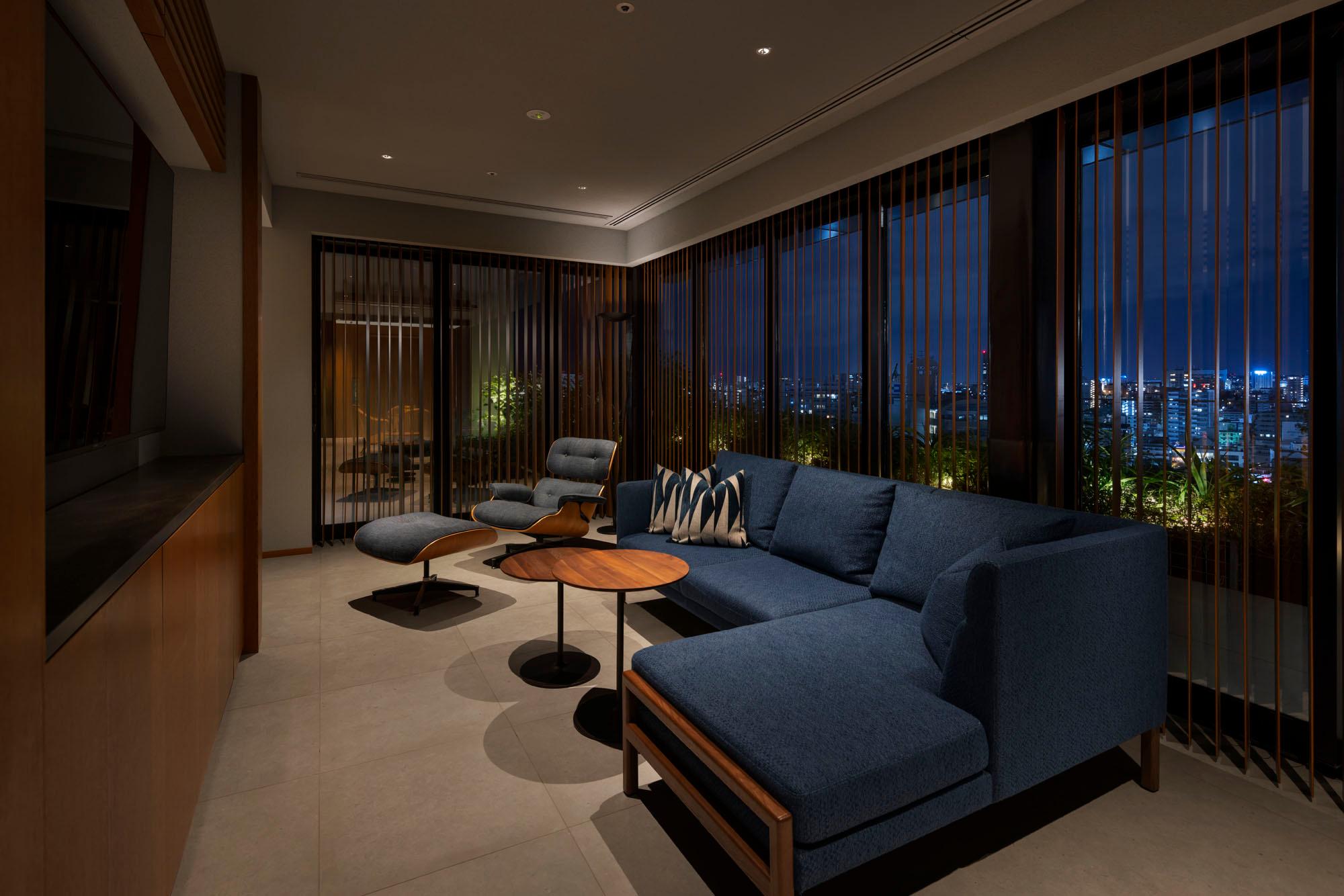 Premium, Double Bed, City View, Club Floor, Main Building, Corner