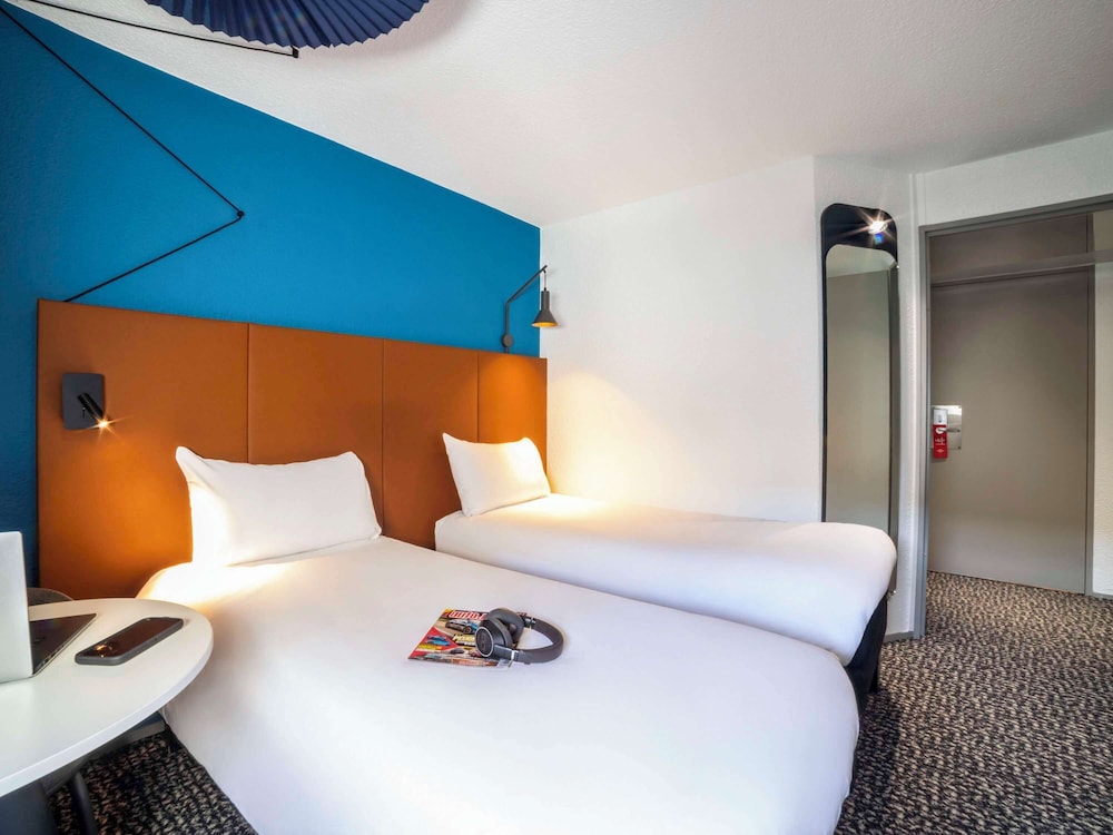 STANDARD, TWIN BEDS