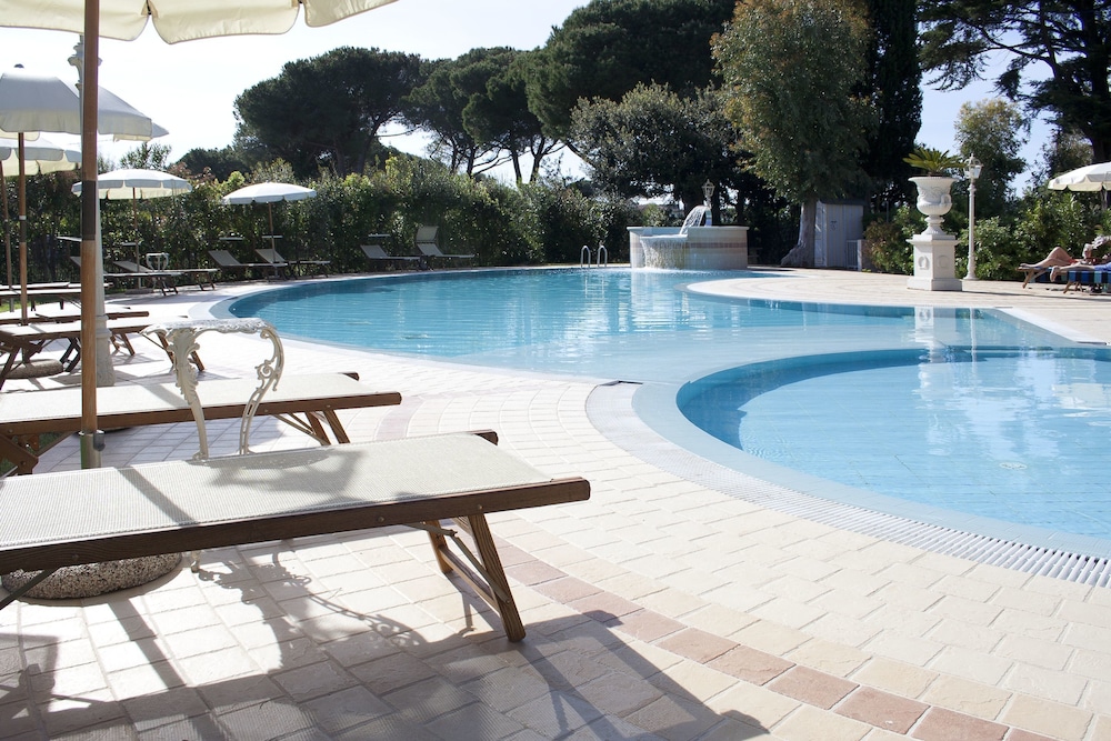 Relais & Residence Villa Mazzanta 46/50