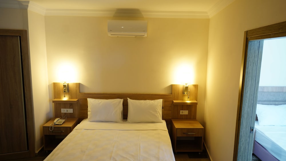Arsi Enfi City Beach Hotel 22/72