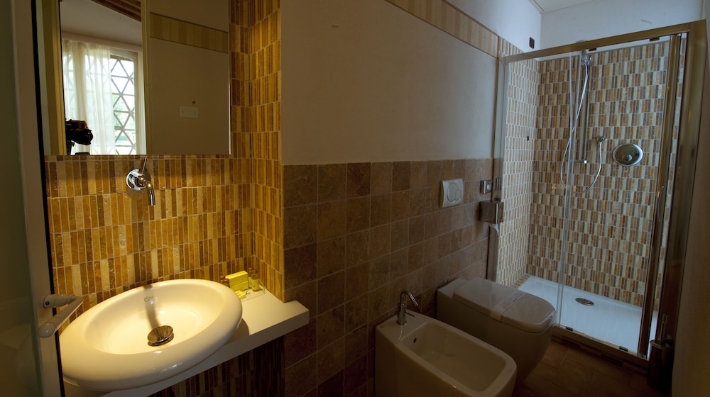 Locanda Sant'agata 36/63