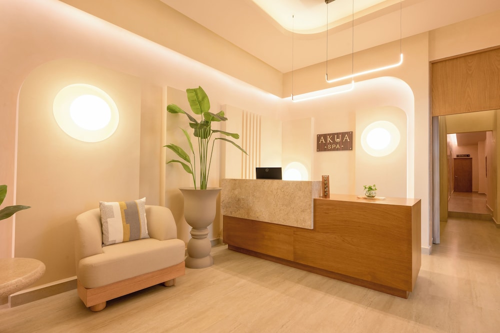 Lobby at GR Solaris Caribe Adults Only All Inclusive, CANCUN