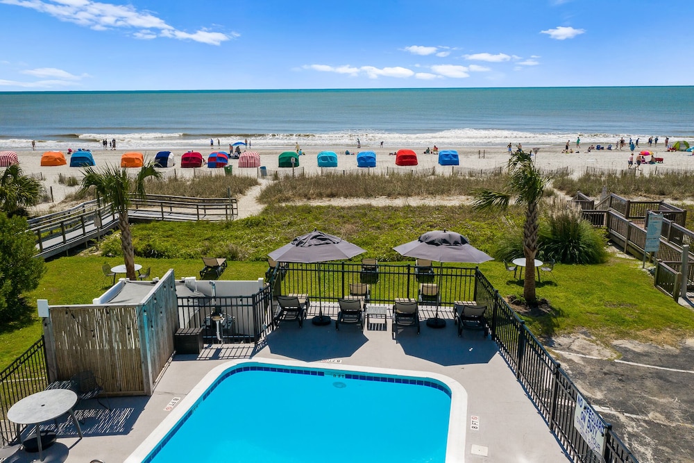 The Waves Hotel at Myrtle Beach 58/60