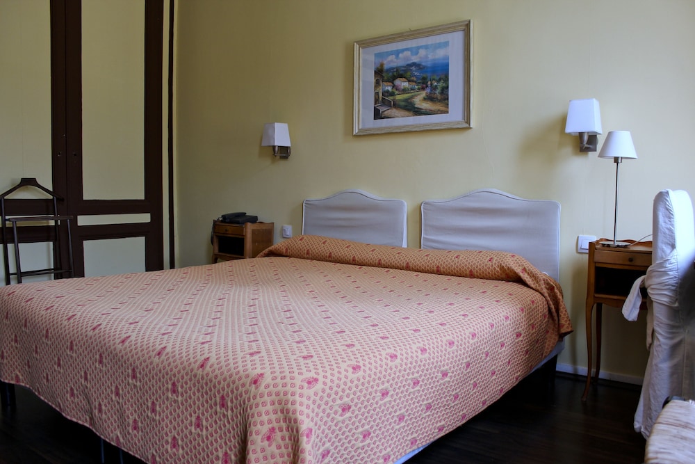 Morand Hotel 23/50