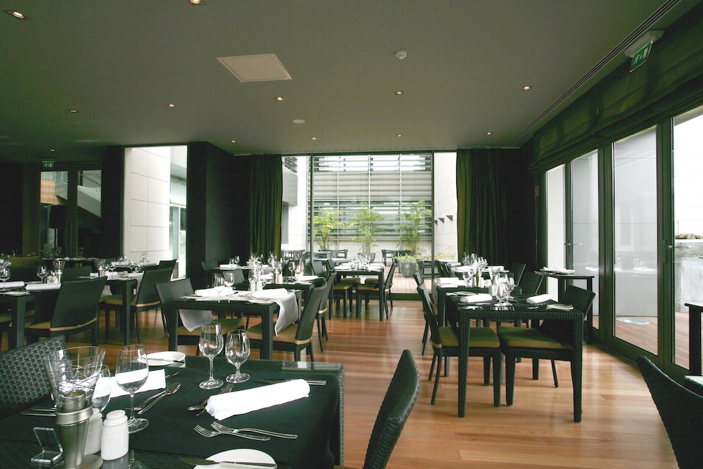 restaurant-cafeteria