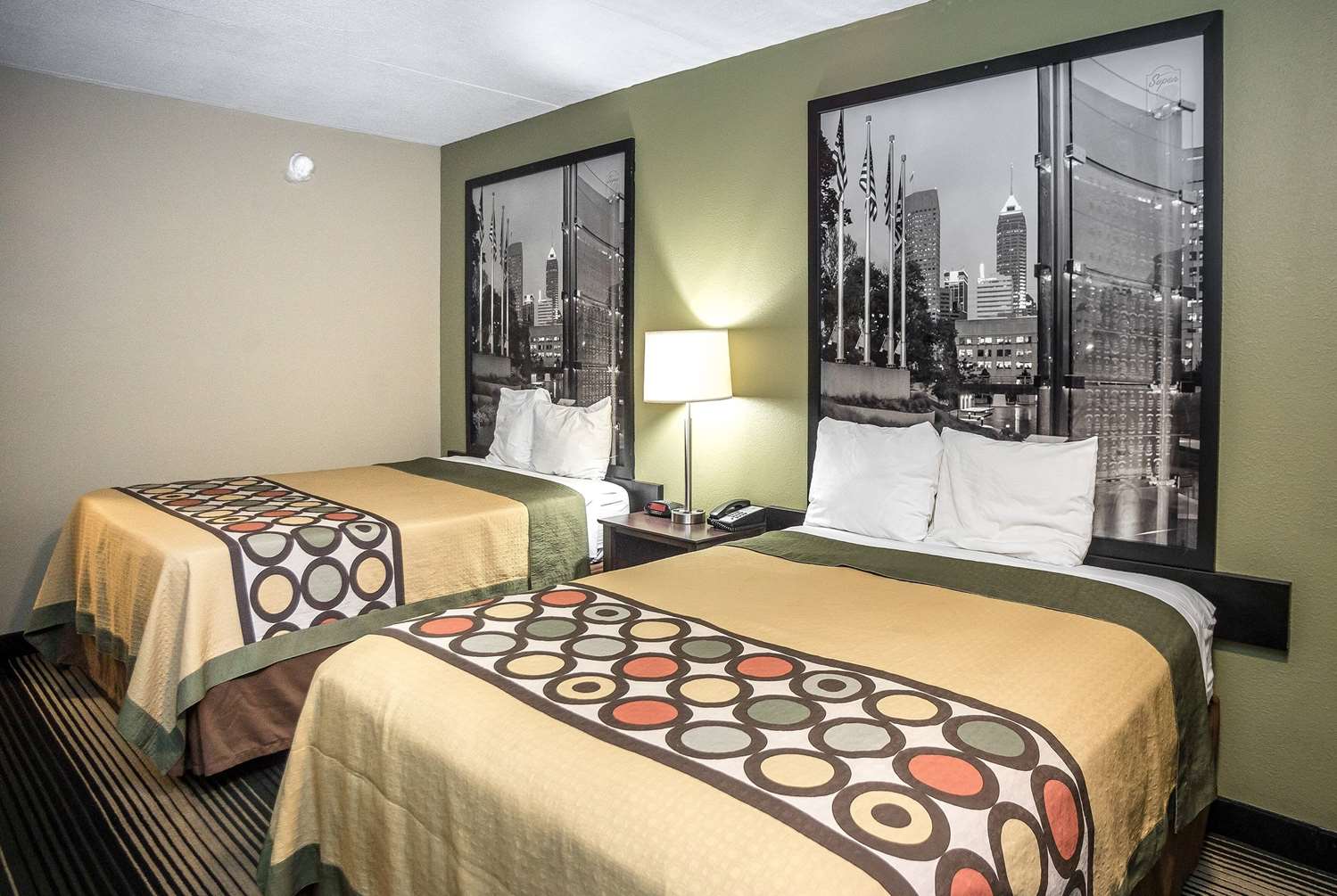 Super 8 by Wyndham Indianapolis South 9/17