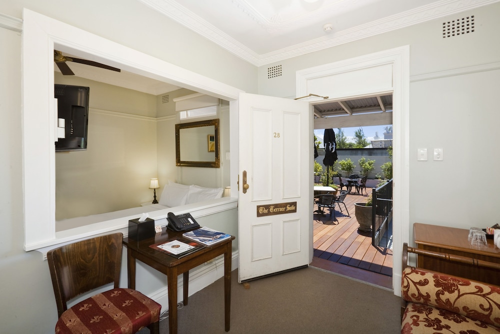 The Hughenden Boutique Hotel 59/76