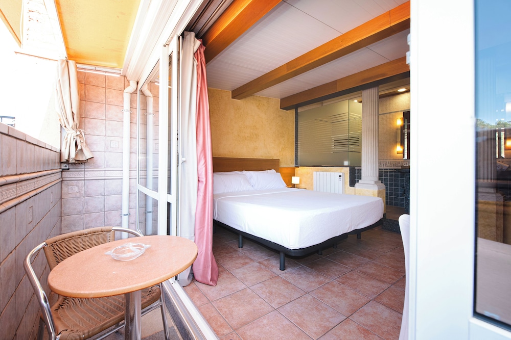 Hotel Placa 22/45