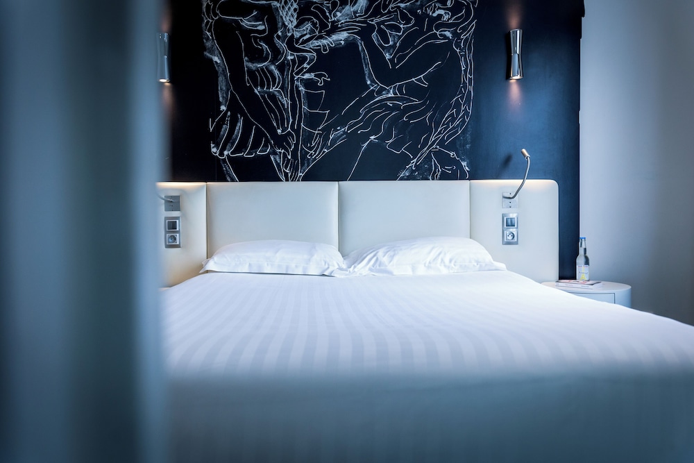 Hotel Montparnasse Saint Germain 6/76