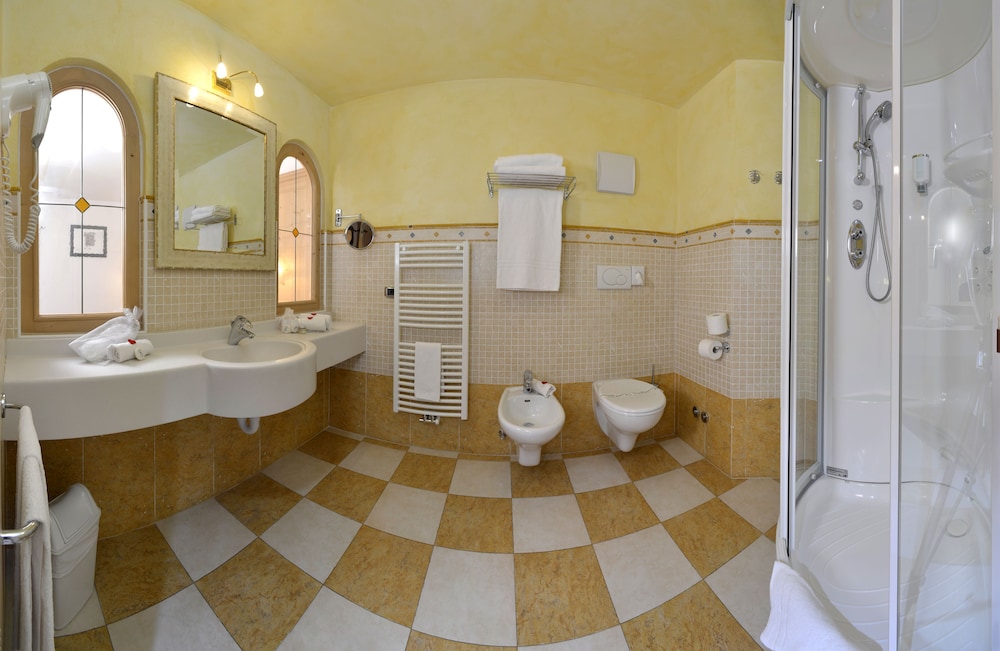 Andreas Hotel 45/50