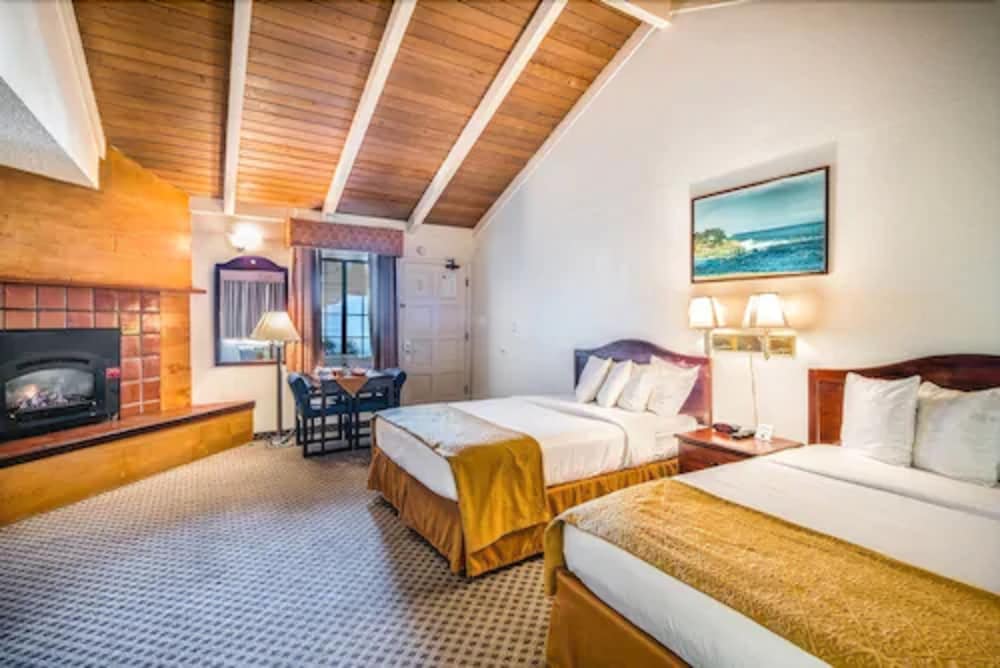 Arbor Inn Monterey 20/33