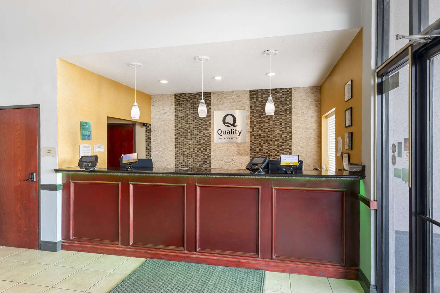 Quality Inn & Suites Wichita Falls I-44 4/23
