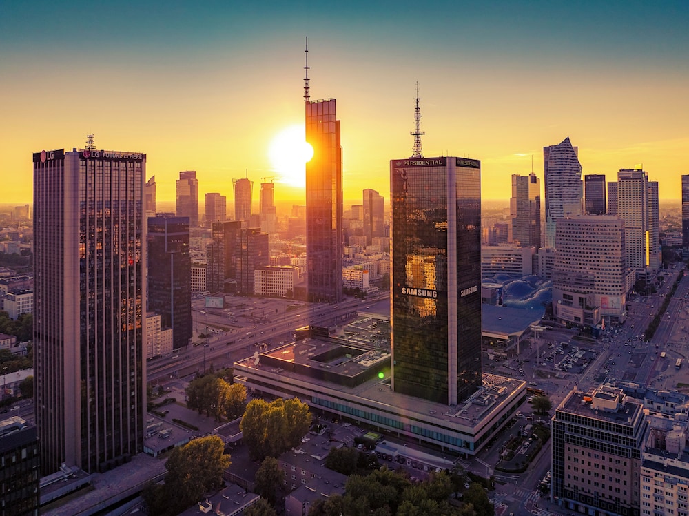 Warsaw Presidential Hotel 50/56