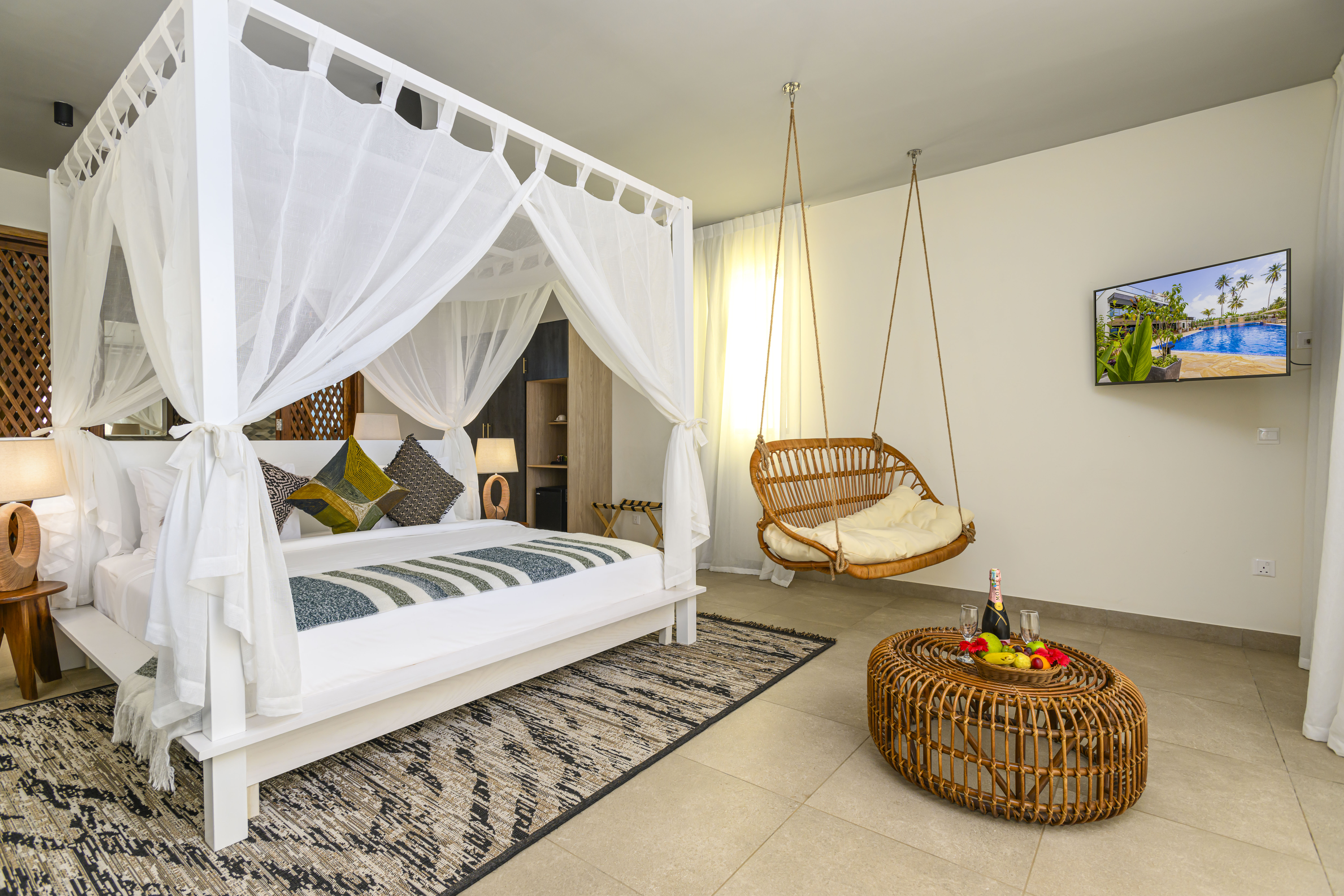Suite, Private Infinity Pool