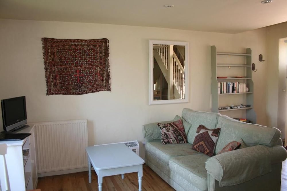Munden House 21/50