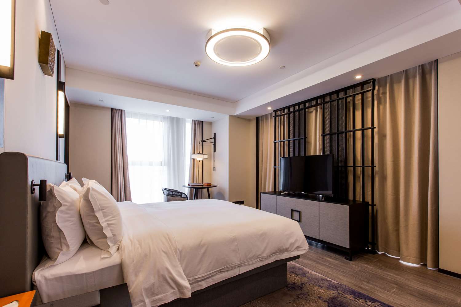Howard Johnson By Wyndham Life Zhuoyuan Ningbo 9/19