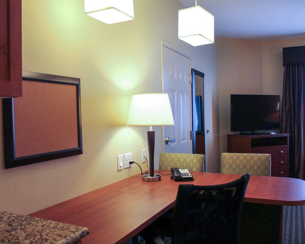 Mainstay Suites Tioga 29/47