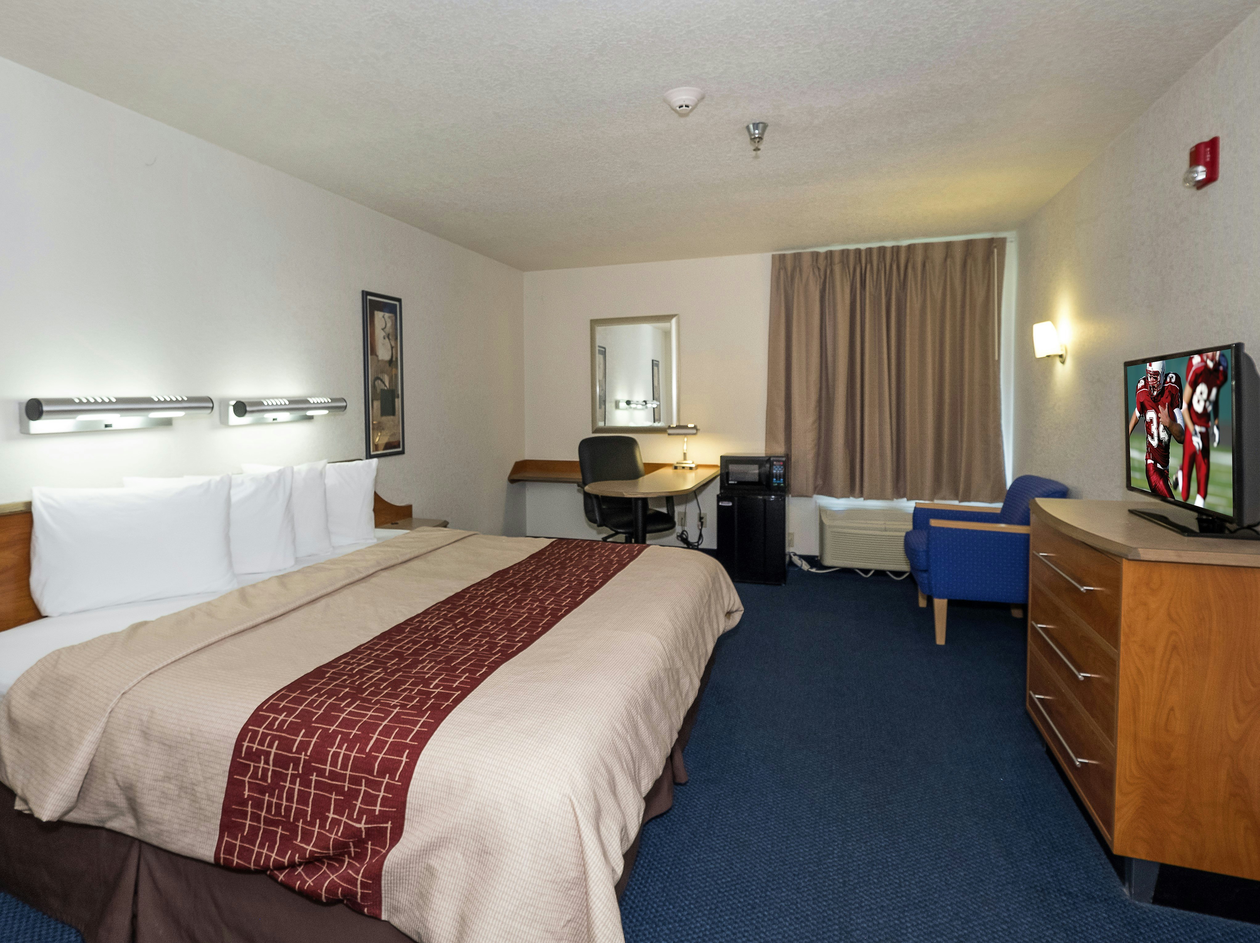 Red Roof Inn Jackson, OH 8/23
