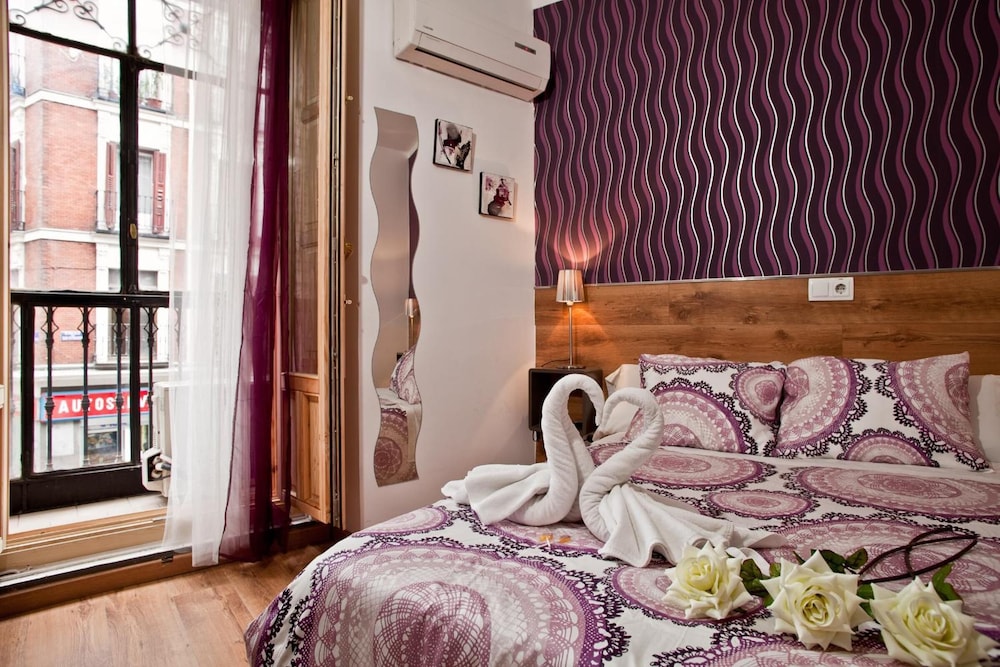 Hostal Victoriano 15/90