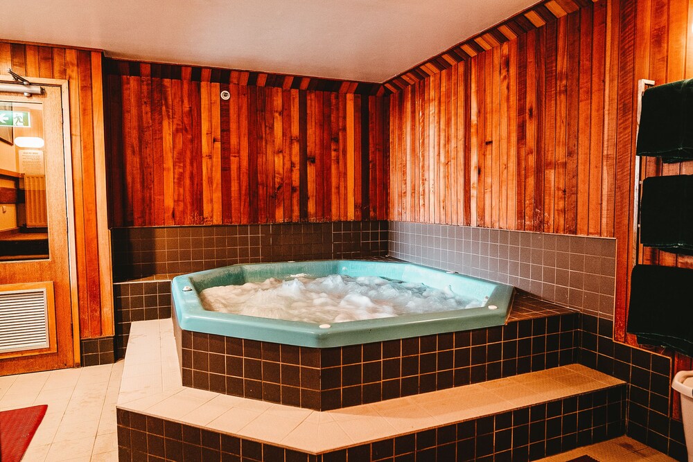 Boonoona Ski Lodge 33/50