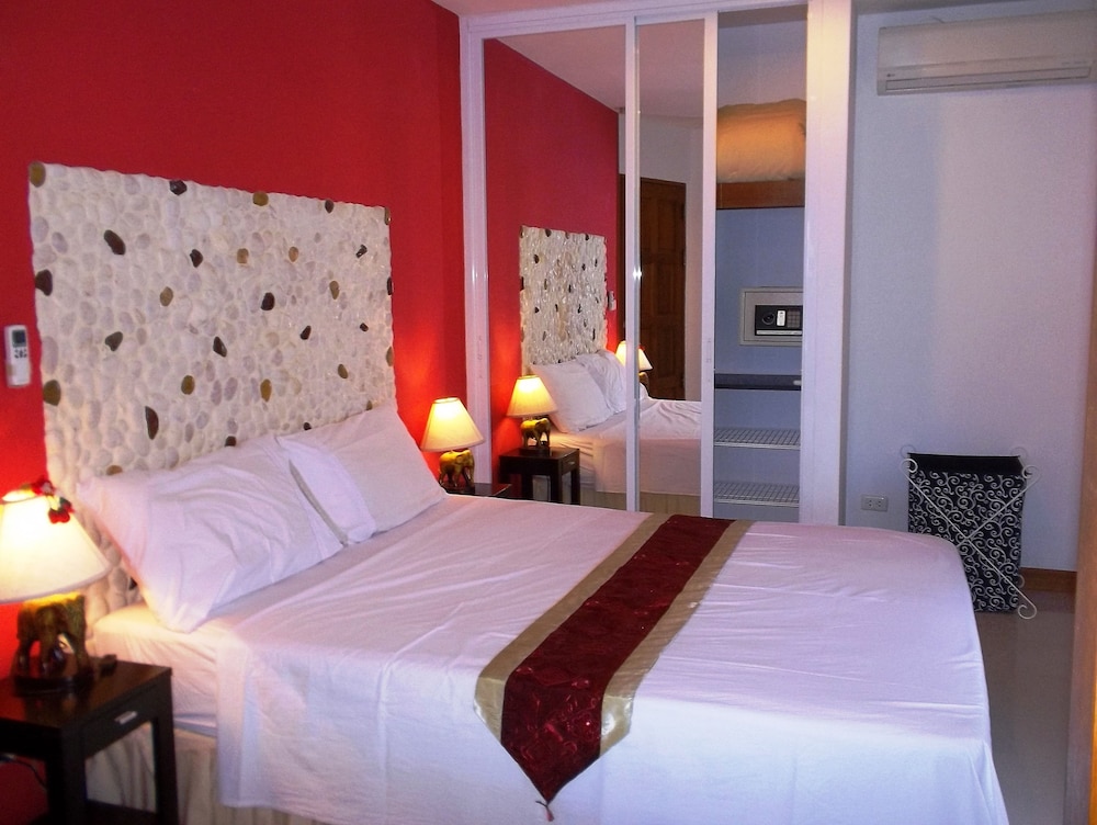 Mountain Sea View Luxury Apartments 19/72