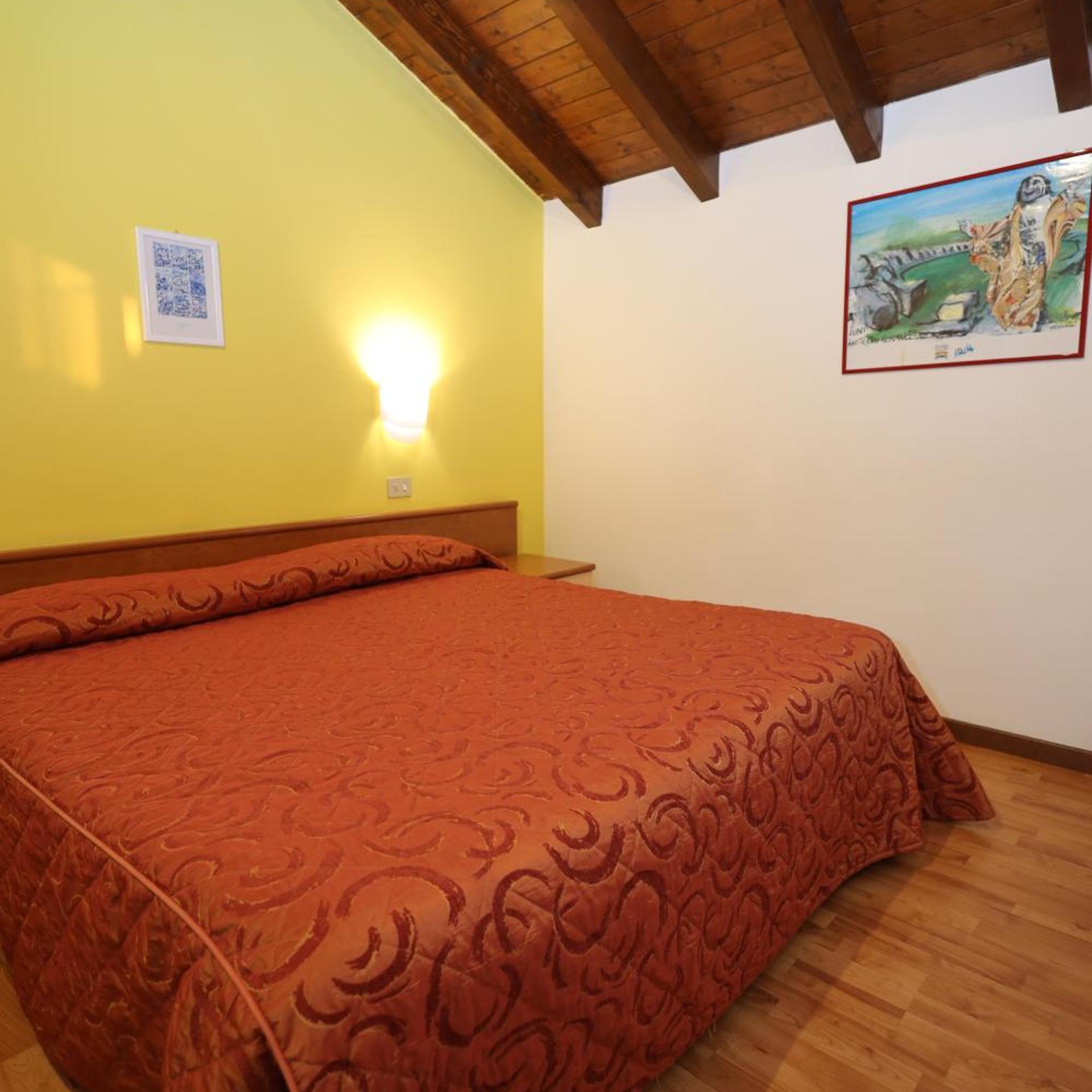 Room, Quadruple, Attic