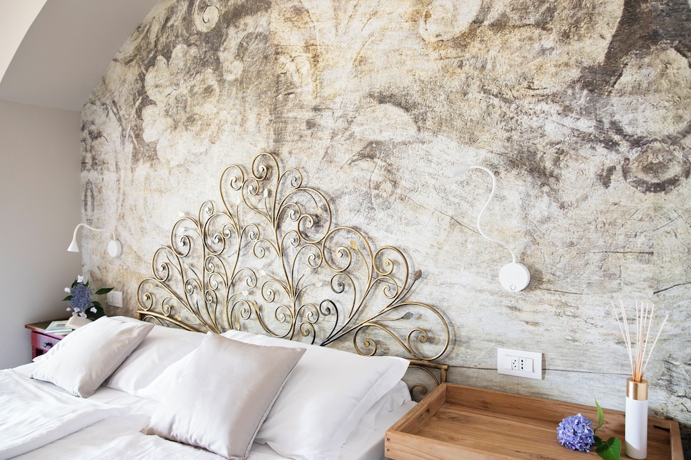 جناح عائلي بسريرين مزدوجين بشرفة، Relais Villa Porta 3/5