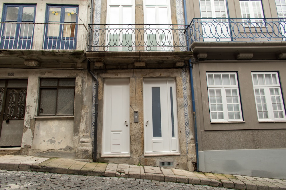 Porto And Clérigos Views By Porto City Hosts 2/50