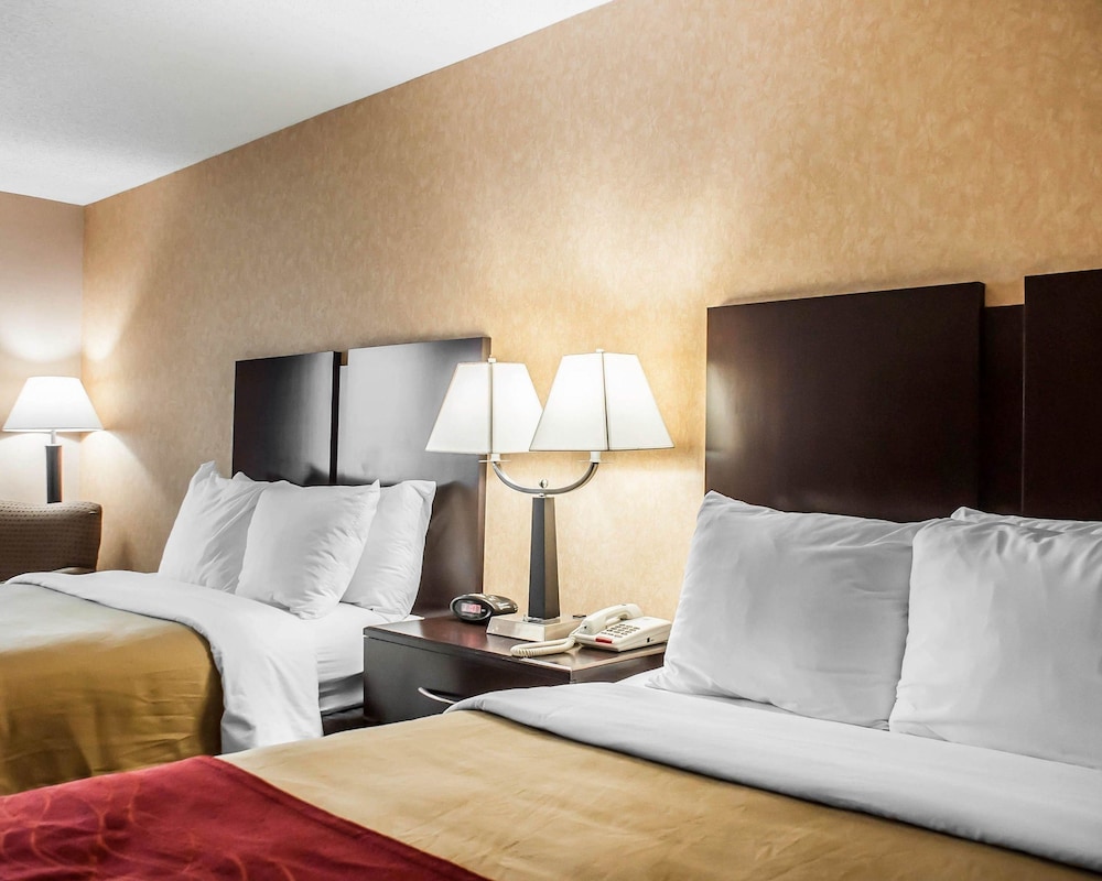 Quality Inn Dunkirk NY 5/36