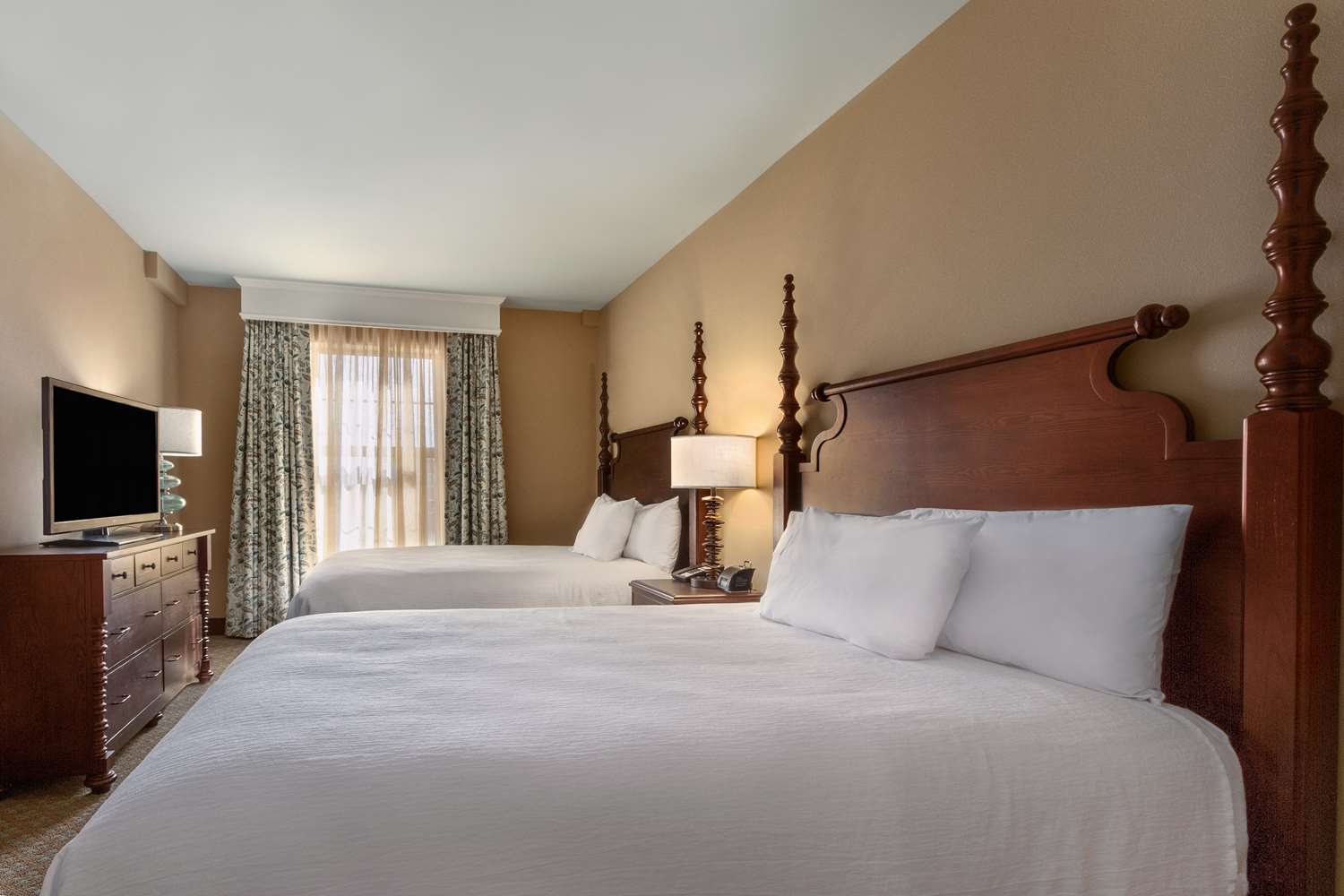 2 ROOMS, SUITE, 2 QUEEN BEDS, ACCESSIBLE
