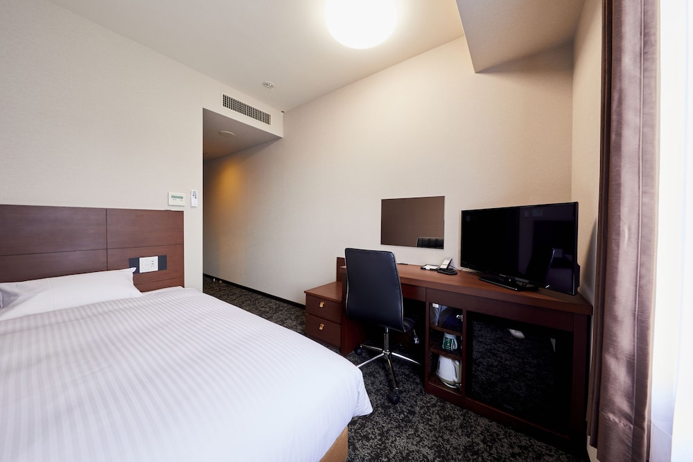 ROOM, DOUBLE BED, SMOKING
