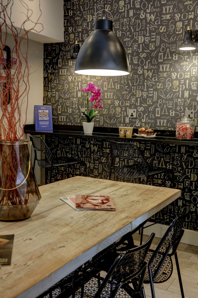 Best Western Plus Delmere Hotel 34/41