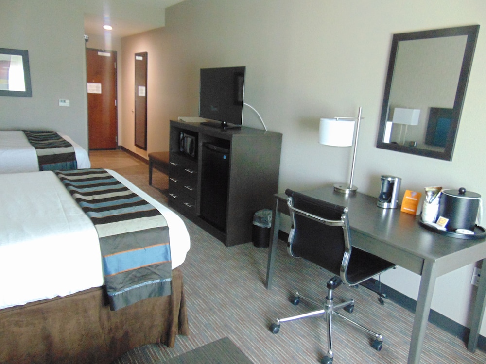 Wingate By Wyndham Lubbock 30/32