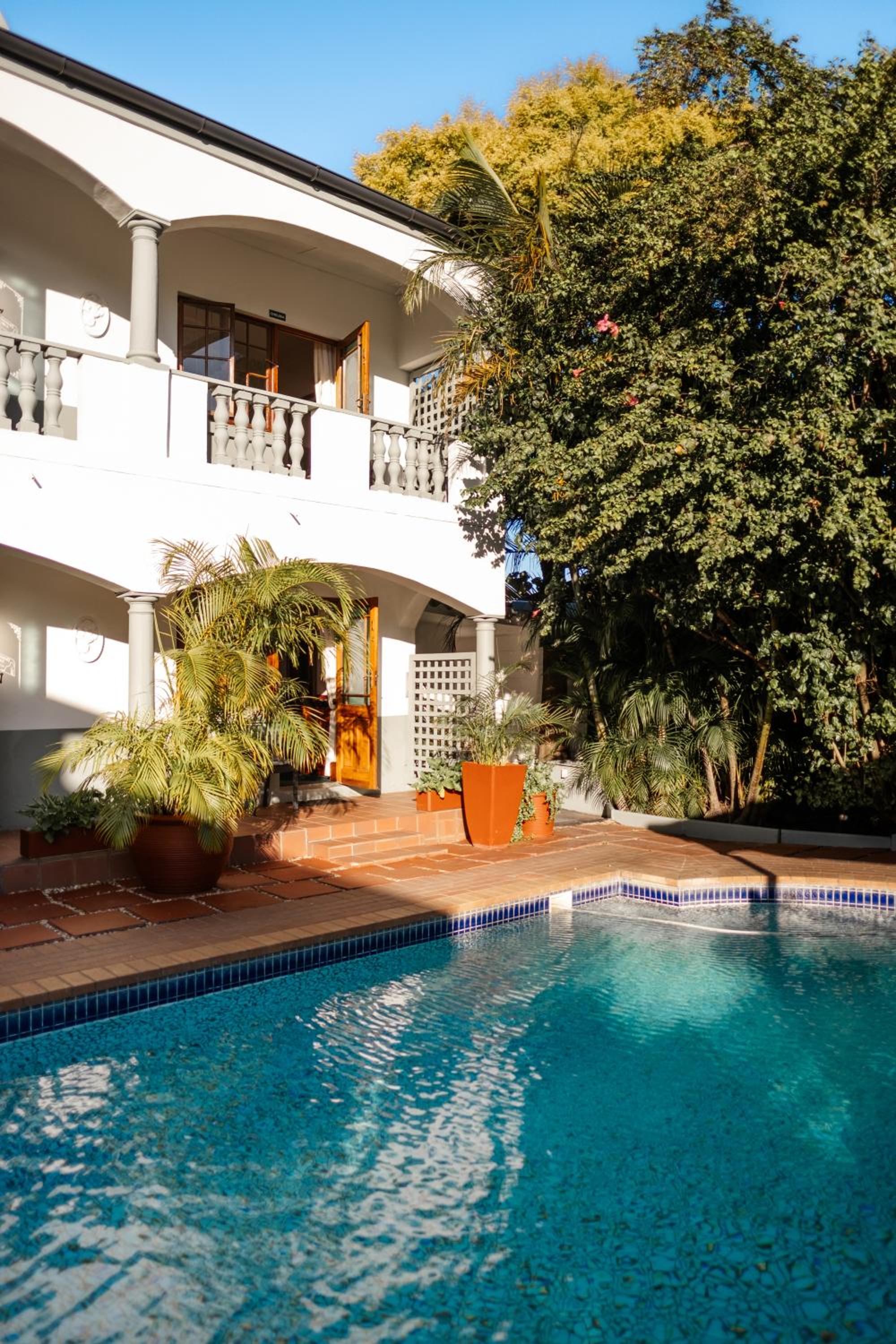 Devereux Lodge and Villas 3/15