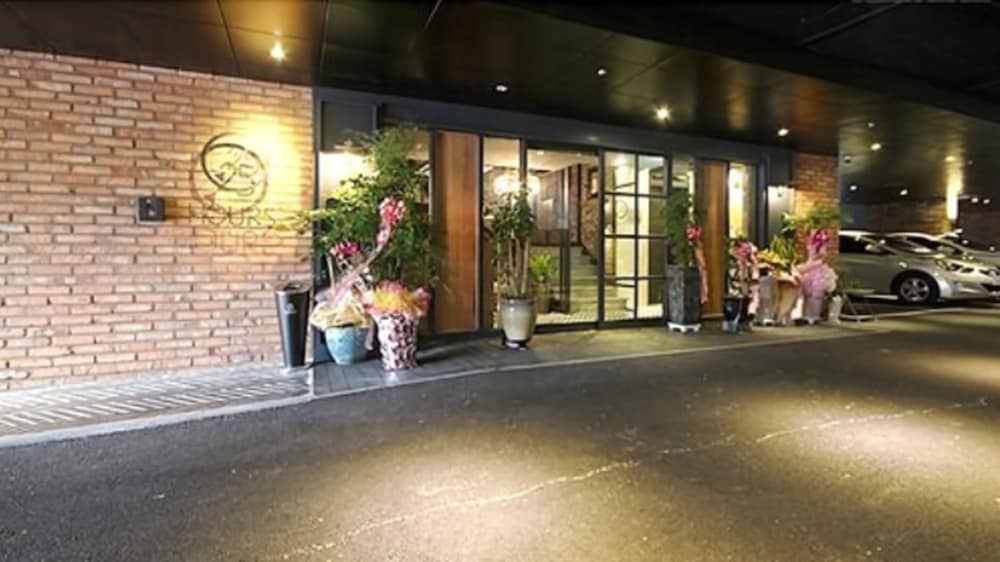 25 Hours Hotel 2 42/50