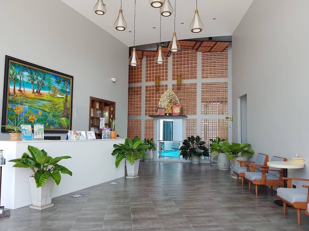 Atom Phuket Hotel -SHA Plus 15/50