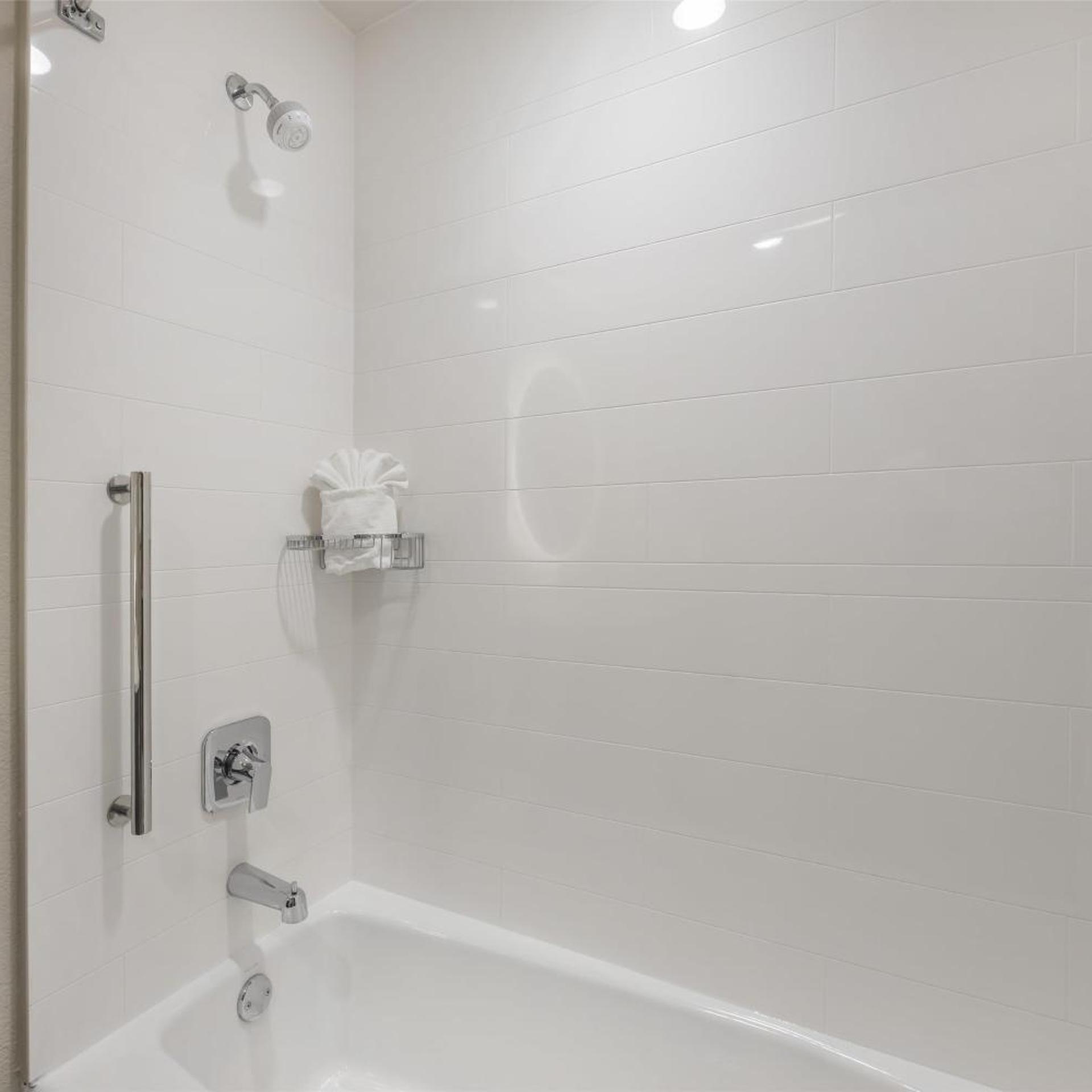غرفة بسريرين كوين بمطبخ، Best Western Plus Executive Residency Jackson Northeast 4/5