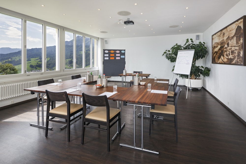 Hotel Sonnenberg 19/33