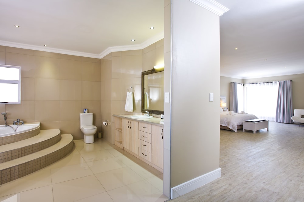 Atlantic Villa Boutique Guesthouse 47/71