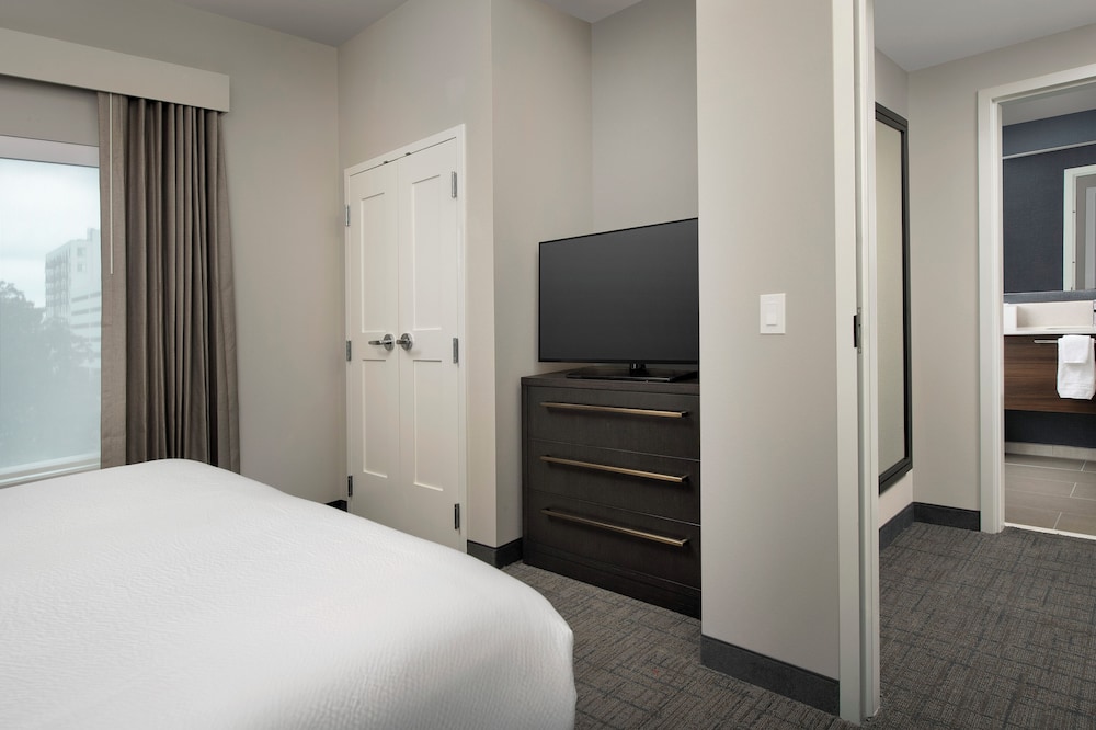 Residence Inn by Marriott Jacksonville Downtown 7/25