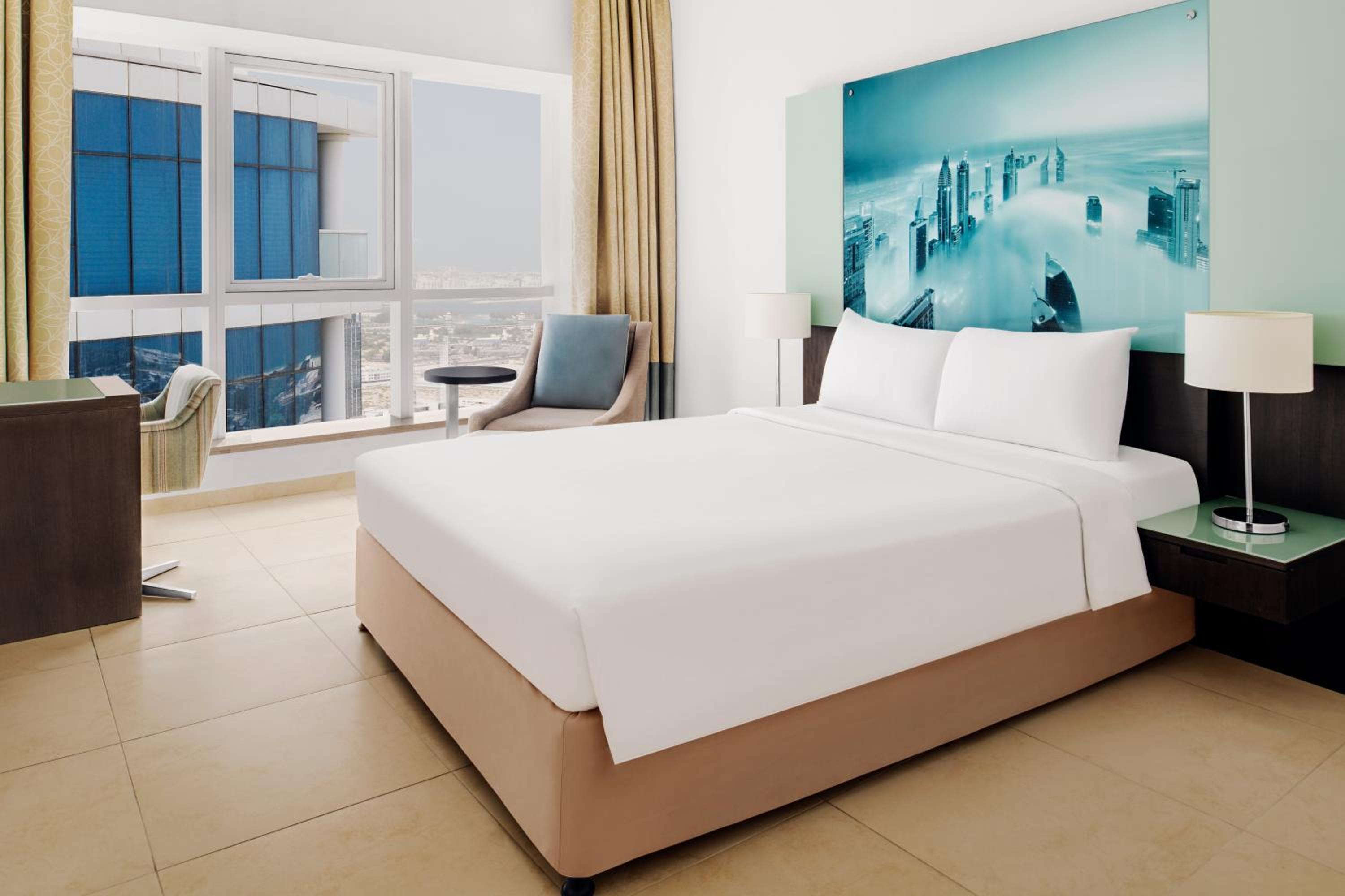 3 Bedrooms, Apartment, Single Bed
