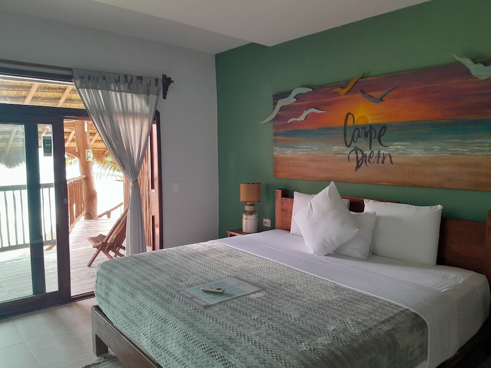 SUITE, BEACH FRONT