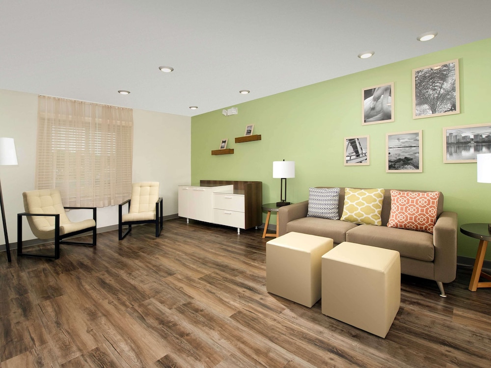 Extended Stay America - Select Suites Orlando - Airport 13/57