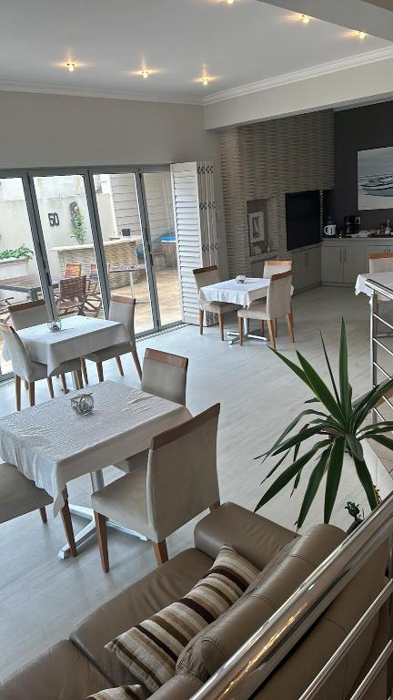 Oceansnest Guest House 27/50