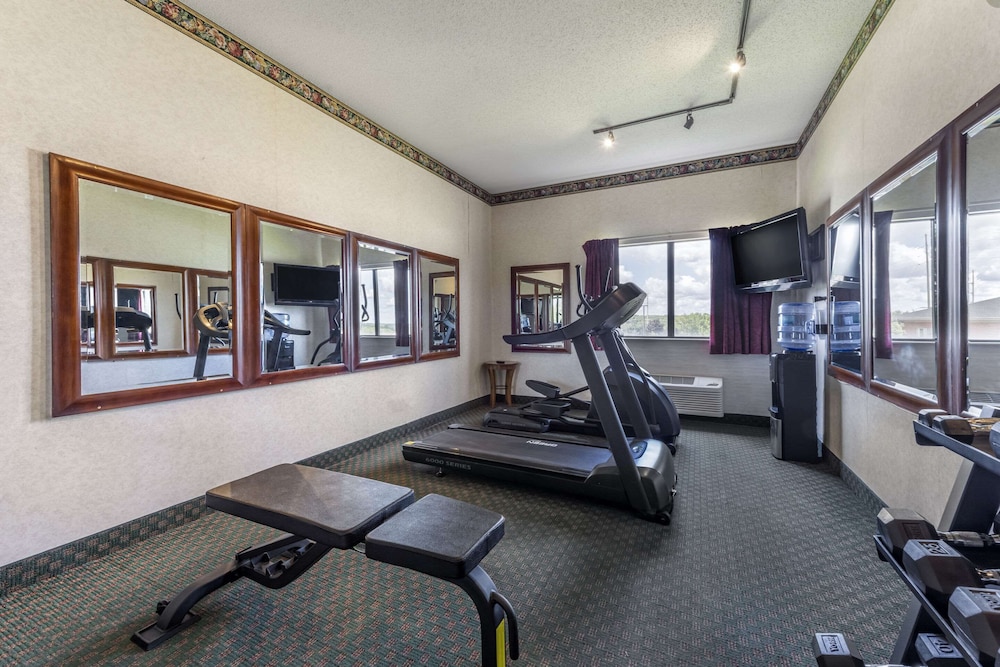 Comfort Inn & Suites Streetsboro - Kent 13/27