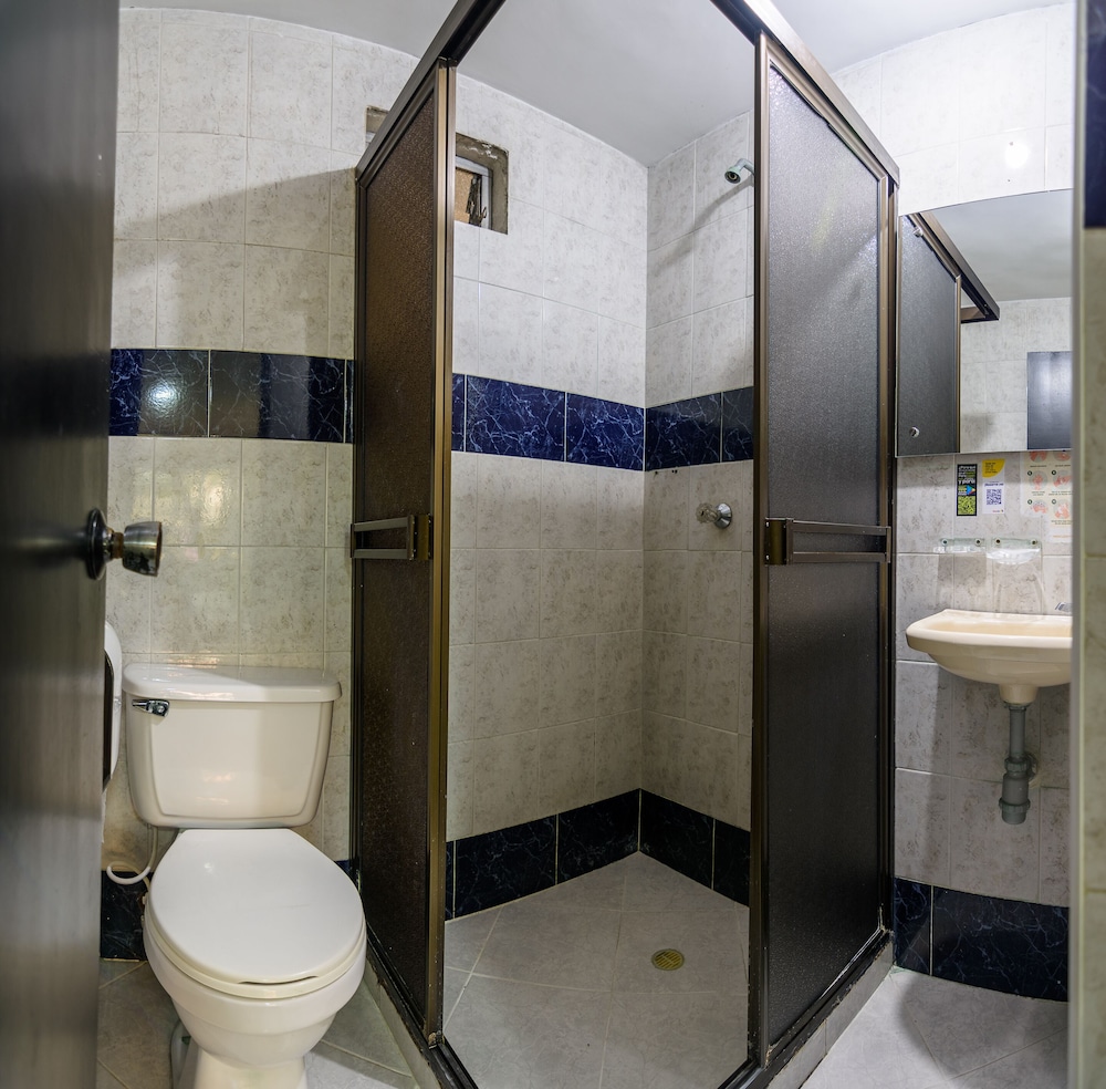 Hotel Med Colombia 32/35