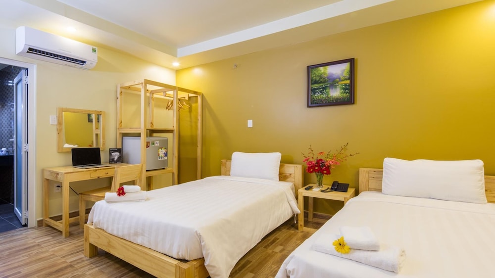 Lucky Phu Quoc Hotel 10/53
