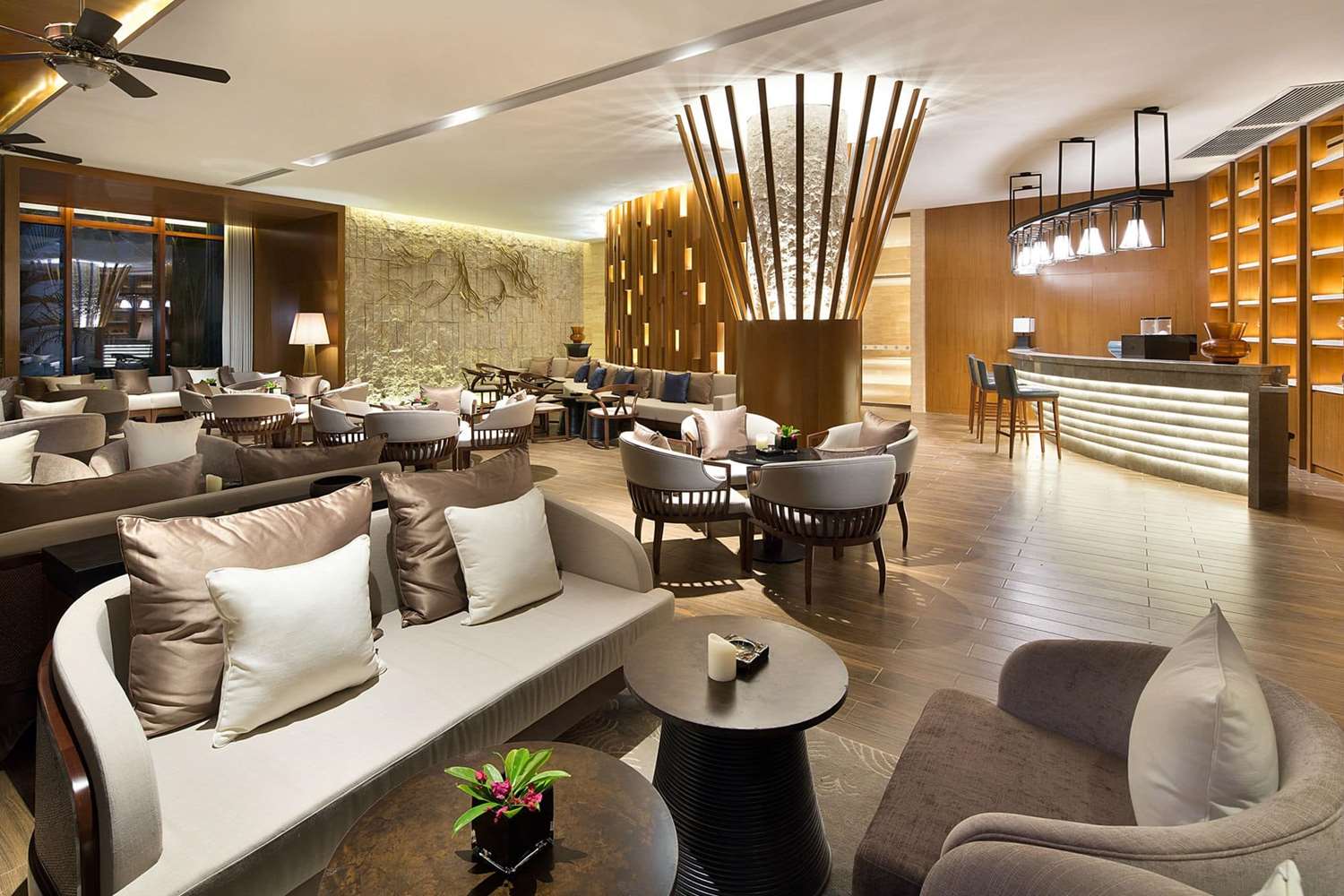 Wyndham Grand Plaza Royale Wenchang 3/7