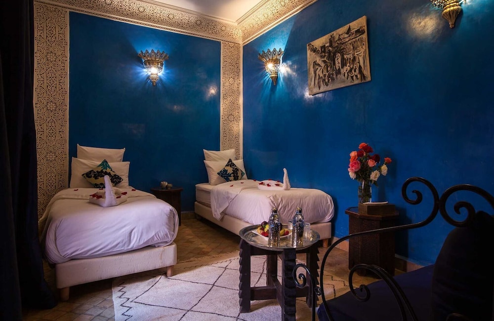 Riad Alaka 9/50