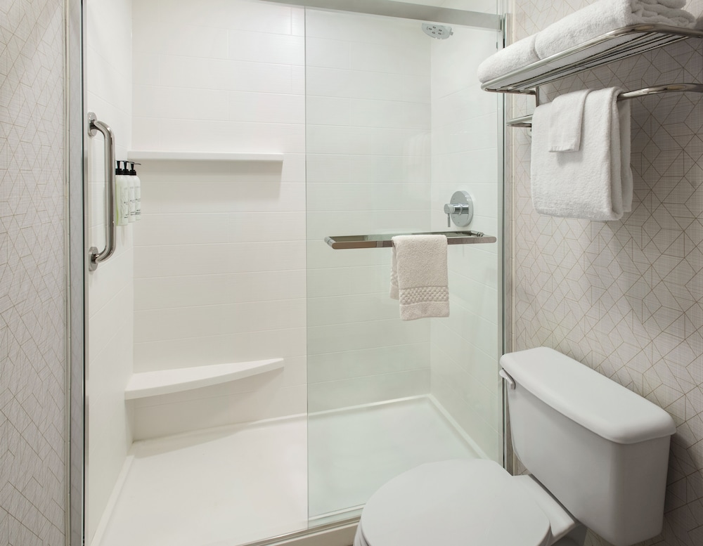 جناح بسريرين كوين مع سرير سحّاب إضافي، Springhill Suites Pittsburgh Mills 3/10